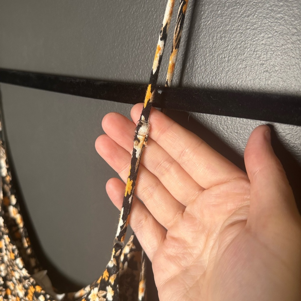 All In Favor | Floral Maxi Dress | Adjustable Straps | Ruched Waist | Medium - Picture 7 of 8